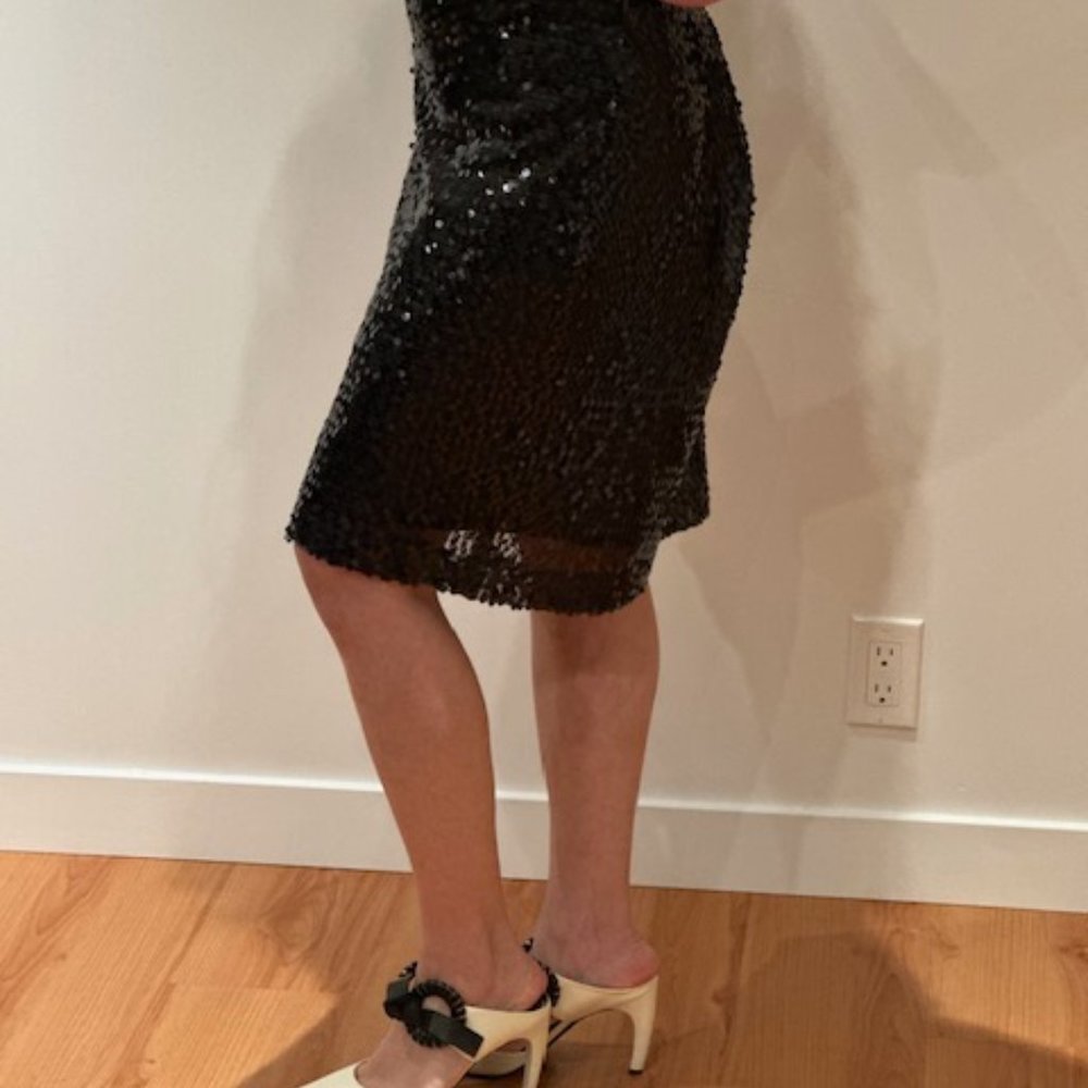 WOMEN SKIRT